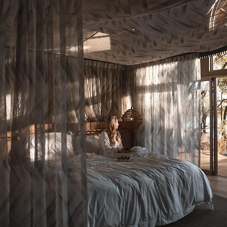 Victoria Falls River Lodge Eksteriør billede